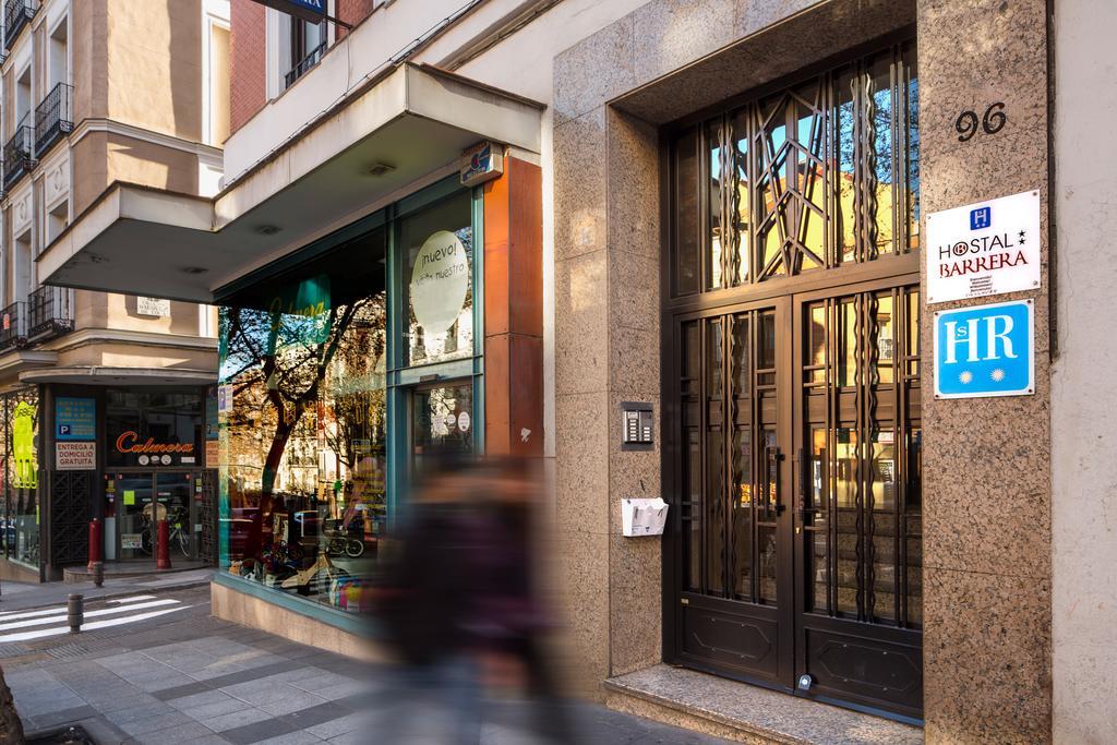 Hostal Barrera Madrid Exterior foto